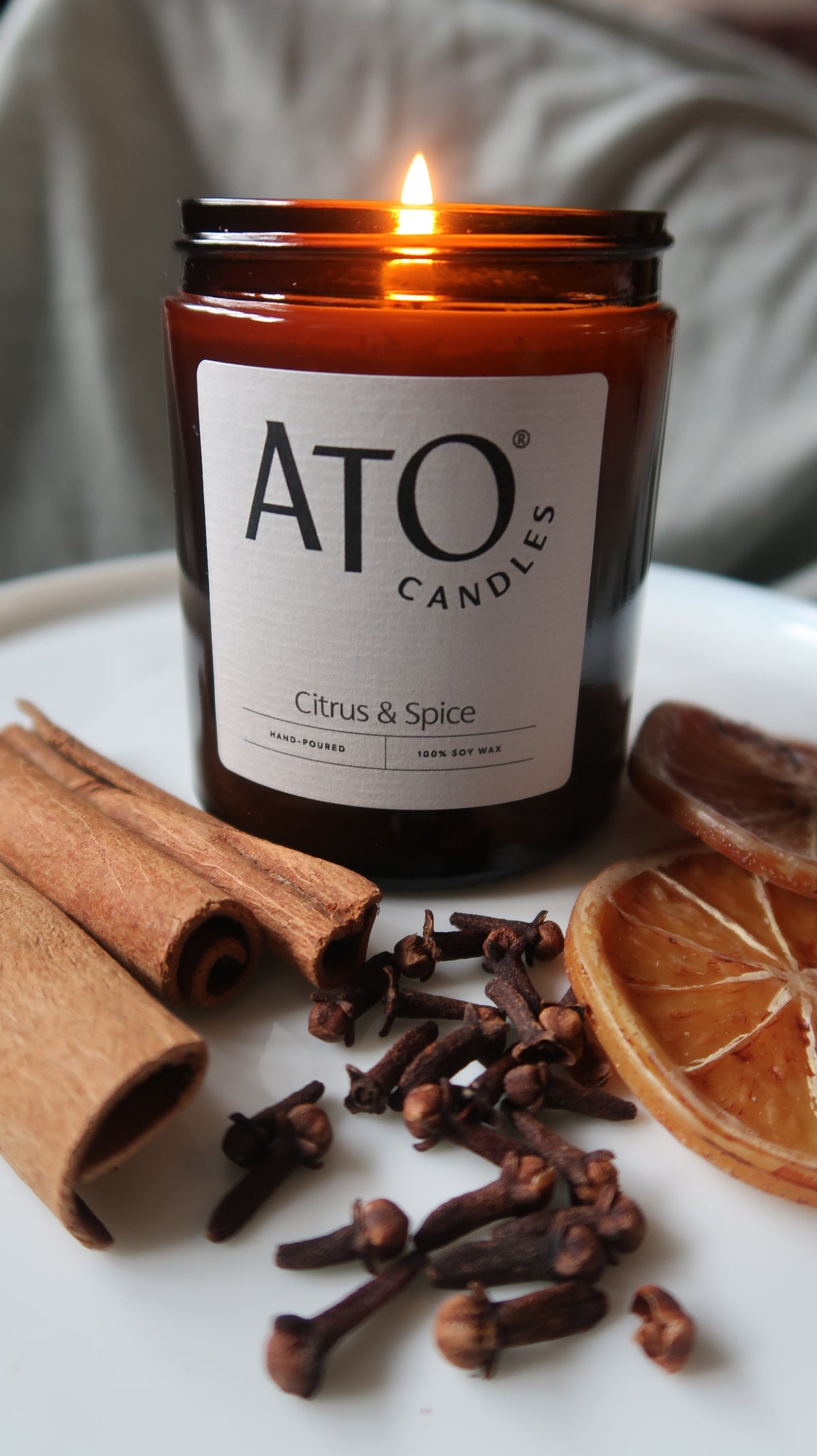 Citrus & Spice soy candle with cinnamon and dried orange